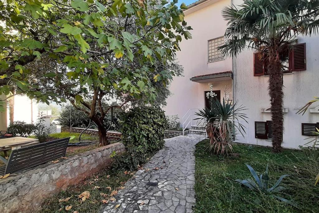Quiet & Lovely Apartment-Ičići מראה חיצוני תמונה